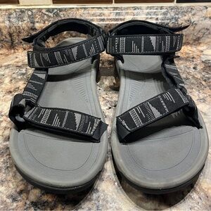 Teva hurricane xlt2